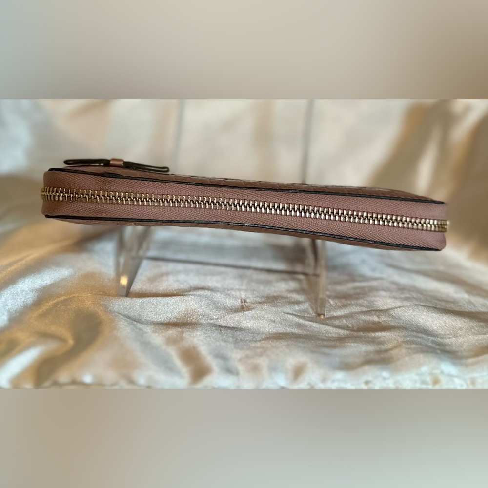 Gucci Microguccissima Pattern Rose Gold/ Pink Pat… - image 8